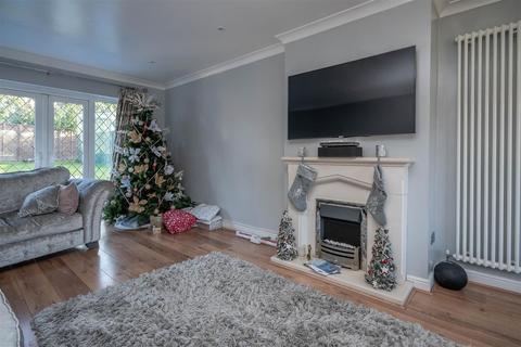 4 bedroom detached house for sale, Selwood Road, Brentwood