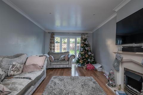 4 bedroom detached house for sale, Selwood Road, Brentwood