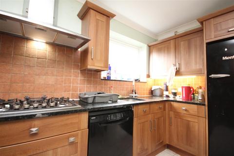 undefined, Aldershot Road, Guildford