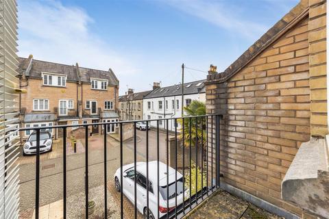 4 bedroom townhouse for sale, Cambridge Mews, Hove.