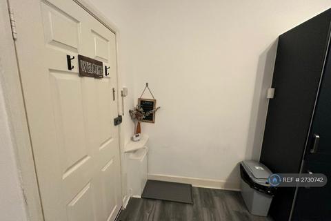 1 bedroom flat to rent, New Barn Street, London, E13