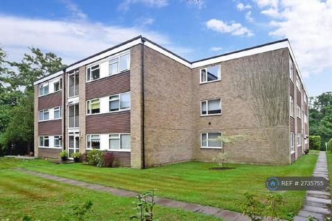 2 bedroom flat to rent - Wray Common Road, Reigate, RH2