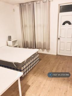 1 bedroom in a house share to rent, Exeter Road, Nottingham, NG7