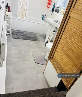 1 bedroom in a house share to rent, Exeter Road, Nottingham, NG7
