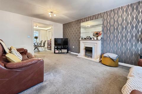 undefined, Javelin Close, Bradford BD10