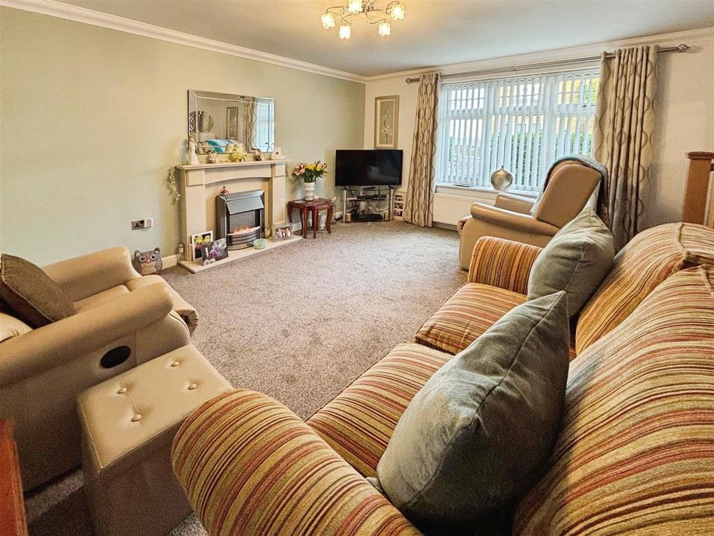 Extension Lounge