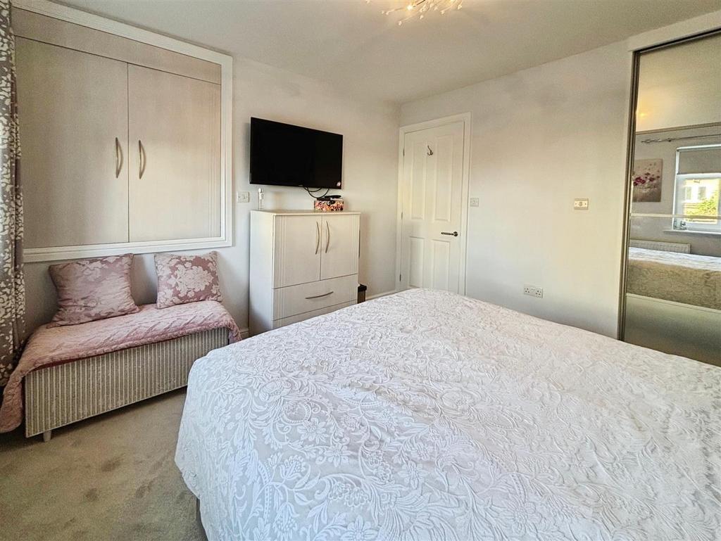Extension Main Bedroom