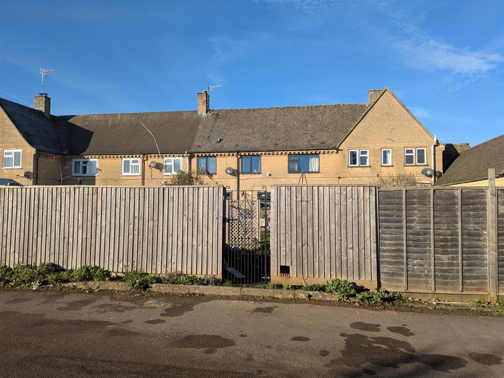 22 Rye Close rear elevation .jpg