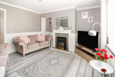 undefined, Thackeray Road, Bradford BD10