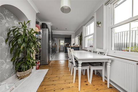 1 bedroom apartment for sale, Kneller Road, Twickenham
