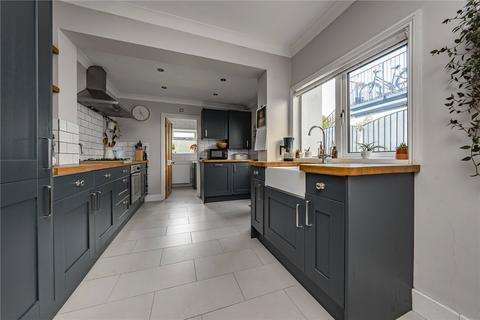 1 bedroom apartment for sale, Kneller Road, Twickenham