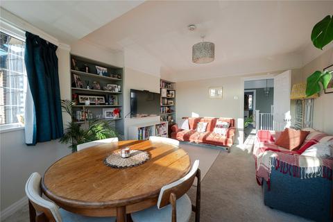 2 bedroom apartment for sale, Craneford Way, Twickenham