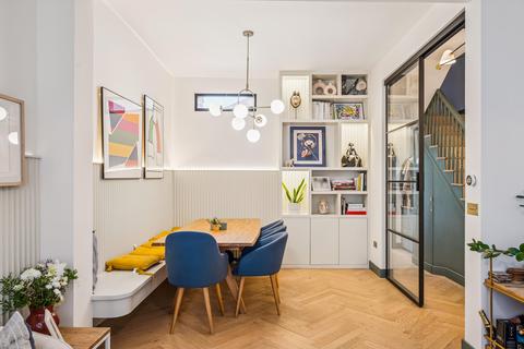 4 bedroom terraced house for sale, Gaskarth Road, London, SW12