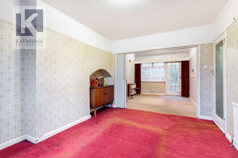 3 bedroom end of terrace house for sale, Lynmouth Avenue, Morden, SM4