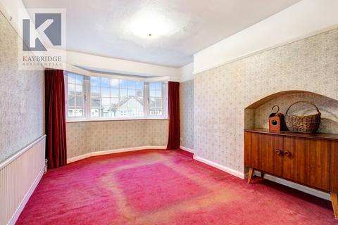 3 bedroom end of terrace house for sale, Lynmouth Avenue, Morden, SM4