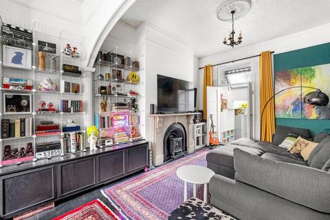 4 bedroom terraced house for sale, Northwold Road, London N16