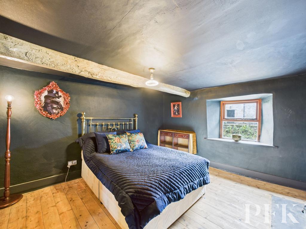 2 Midtown - Bedroom