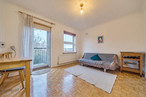 1 bedroom flat for sale - Parkfield Road, London, SE14