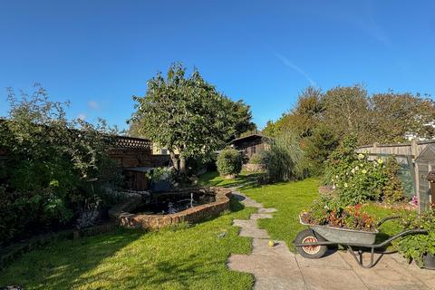 4 bedroom semi-detached house for sale, Holmer Road, Hereford, HR4