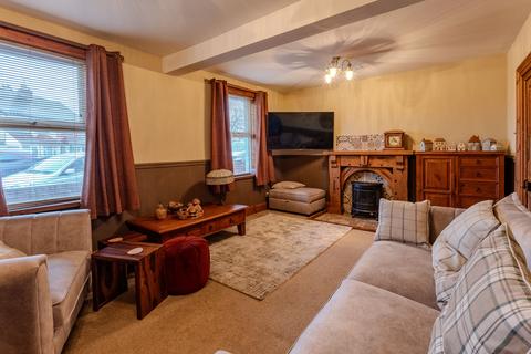 4 bedroom semi-detached house for sale, Holmer Road, Hereford, HR4