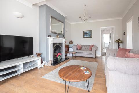 3 bedroom bungalow for sale, Villiers Avenue
