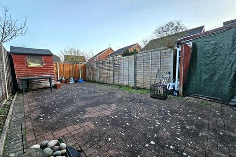 3 bedroom end of terrace house for sale, Stocken Close, Hucclecote