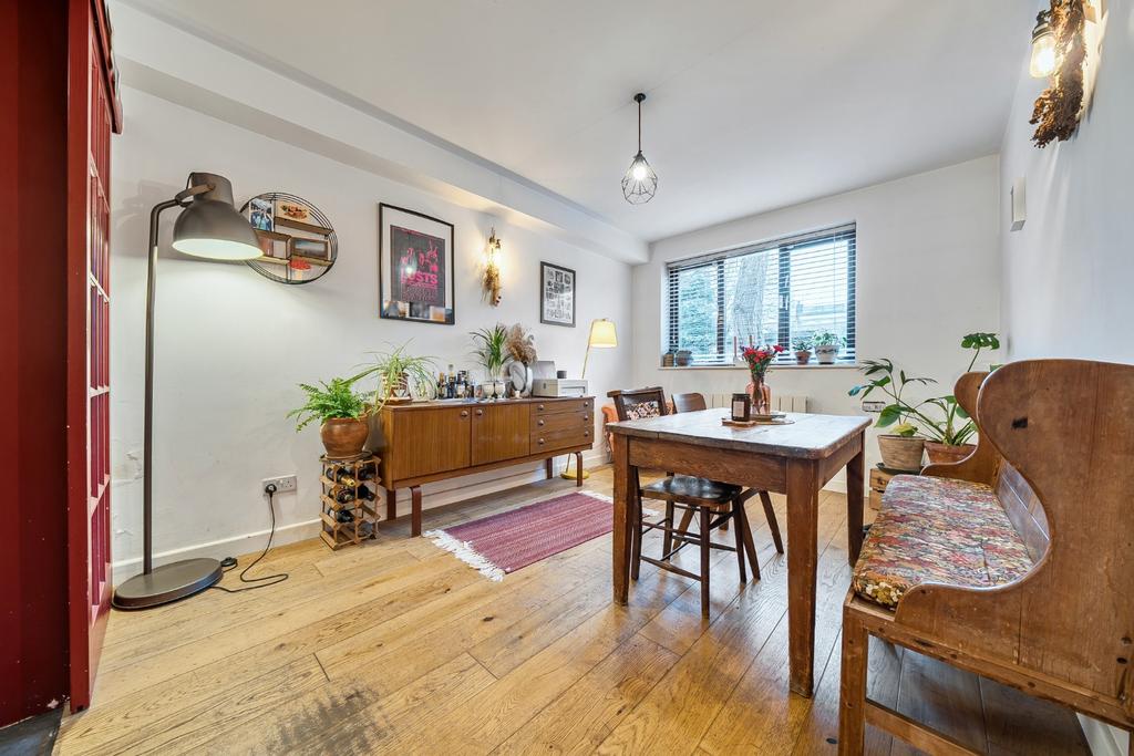 Harton Street London SE8 2 Bed Apartment 350 000 Harton Street London SE8 2 Bed Apartment 350 000