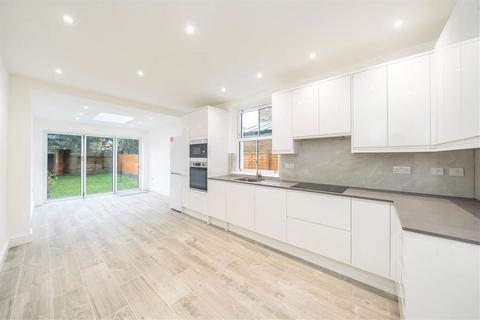 4 bedroom terraced house for sale, Crescent Lane, London SW4