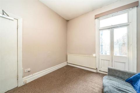 4 bedroom terraced house for sale, Abbeville Road, London SW4