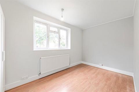 2 bedroom flat for sale, Rathmell Drive, London SW4