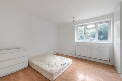 2 bedroom flat for sale, Rathmell Drive, London SW4