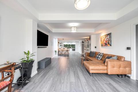 1 bedroom apartment for sale, Hermit Road, London, E16