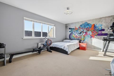 5 bedroom semi-detached house for sale, Flitch Green, Dunmow, Essex, CM6