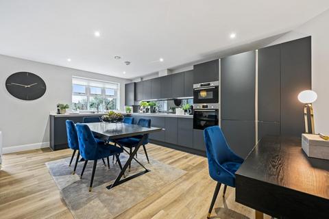 undefined, Meadow Court, Iver