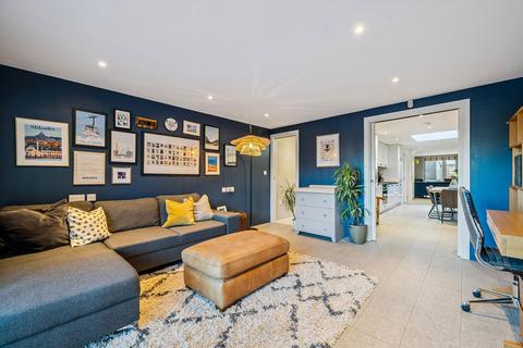 2 bedroom end of terrace house for sale, Lyham Road, London, SW2