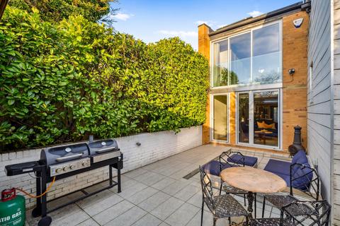 2 bedroom end of terrace house for sale, Lyham Road, London, SW2