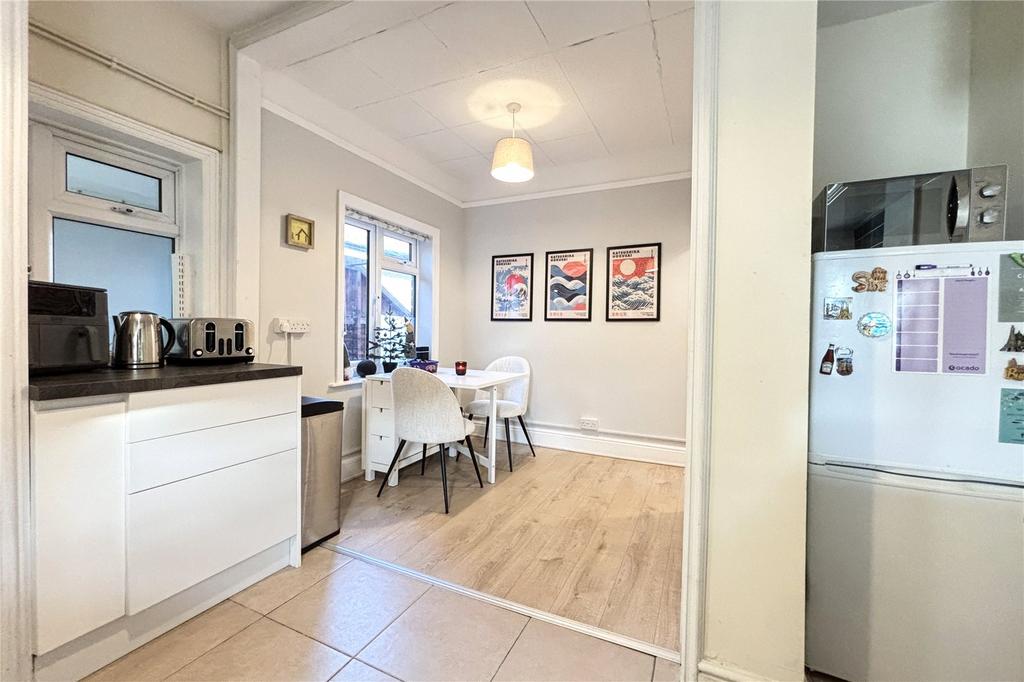 Kitchen/Dining