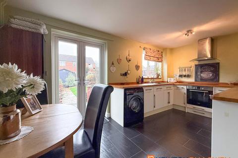 2 bedroom end of terrace house for sale, Magdalene View, Newark NG24