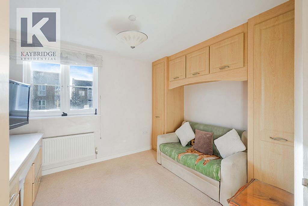 Boleyn Court Revere Way, Epsom - KT19 9 RJ