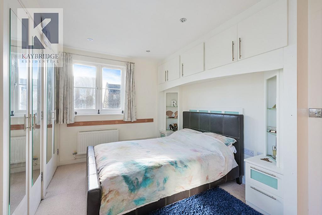 Boleyn Court Revere Way, Epsom - KT19 9 RJ