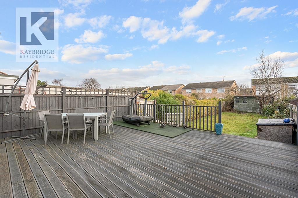 Ruxley Lane, Epsom - KT19 9 EX