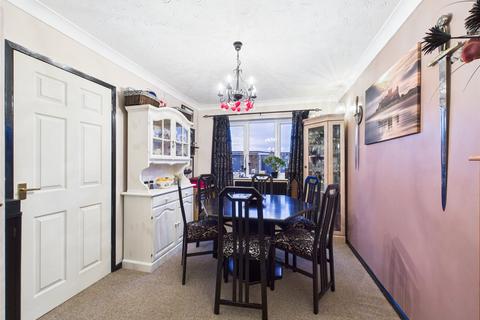 undefined, Golden Vale, Churchdown, Gloucester, Gloucestershire, GL3