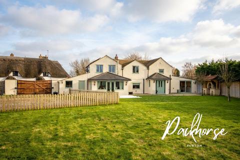 4 bedroom detached house for sale, Packhorse, Swindon SN5