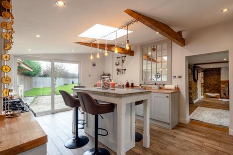 4 bedroom detached house for sale, Packhorse, Swindon SN5