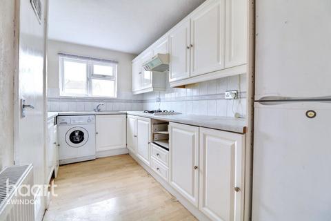 undefined, Beaulieu Close, Swindon