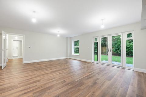 undefined, Meadow Court, Iver