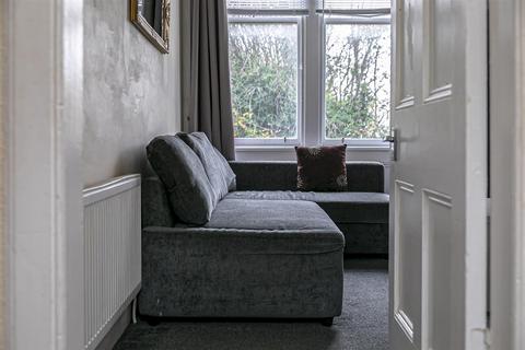 undefined, 168D Pittencrieff Street, Dunfermline, KY12 8AW