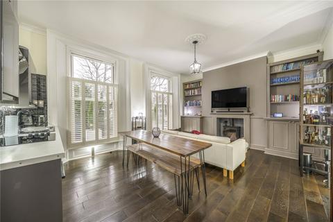 2 bedroom apartment for sale, Shooters Hill Road, Blackheath, London, SE3