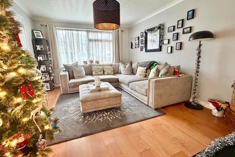 undefined, Stoneleigh Court, FRIMLEY GU16