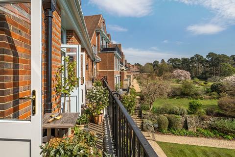 2 bedroom apartment for sale, Kings Drive, Midhurst, GU29